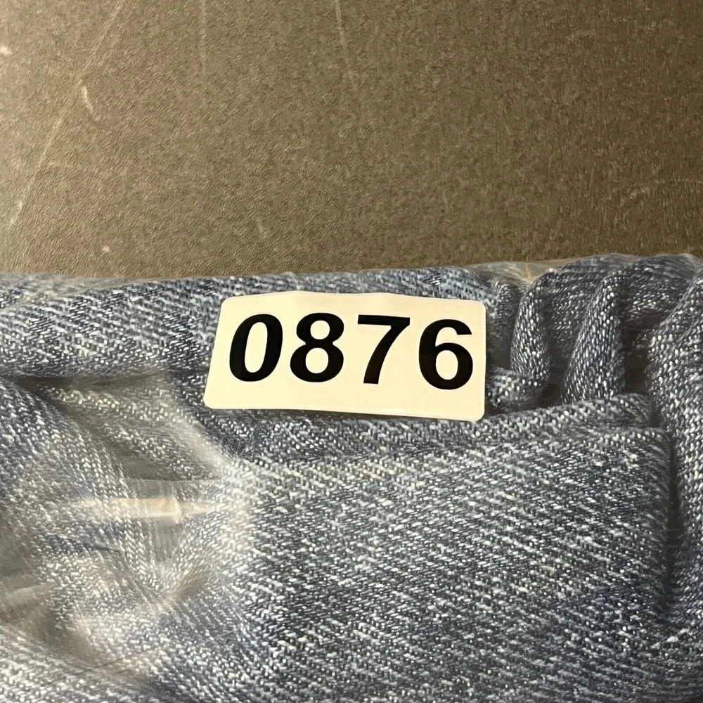 Levis Jeans Men's 52x32 550‎ Relaxed Fit Straight Leg Blue Denim Pants